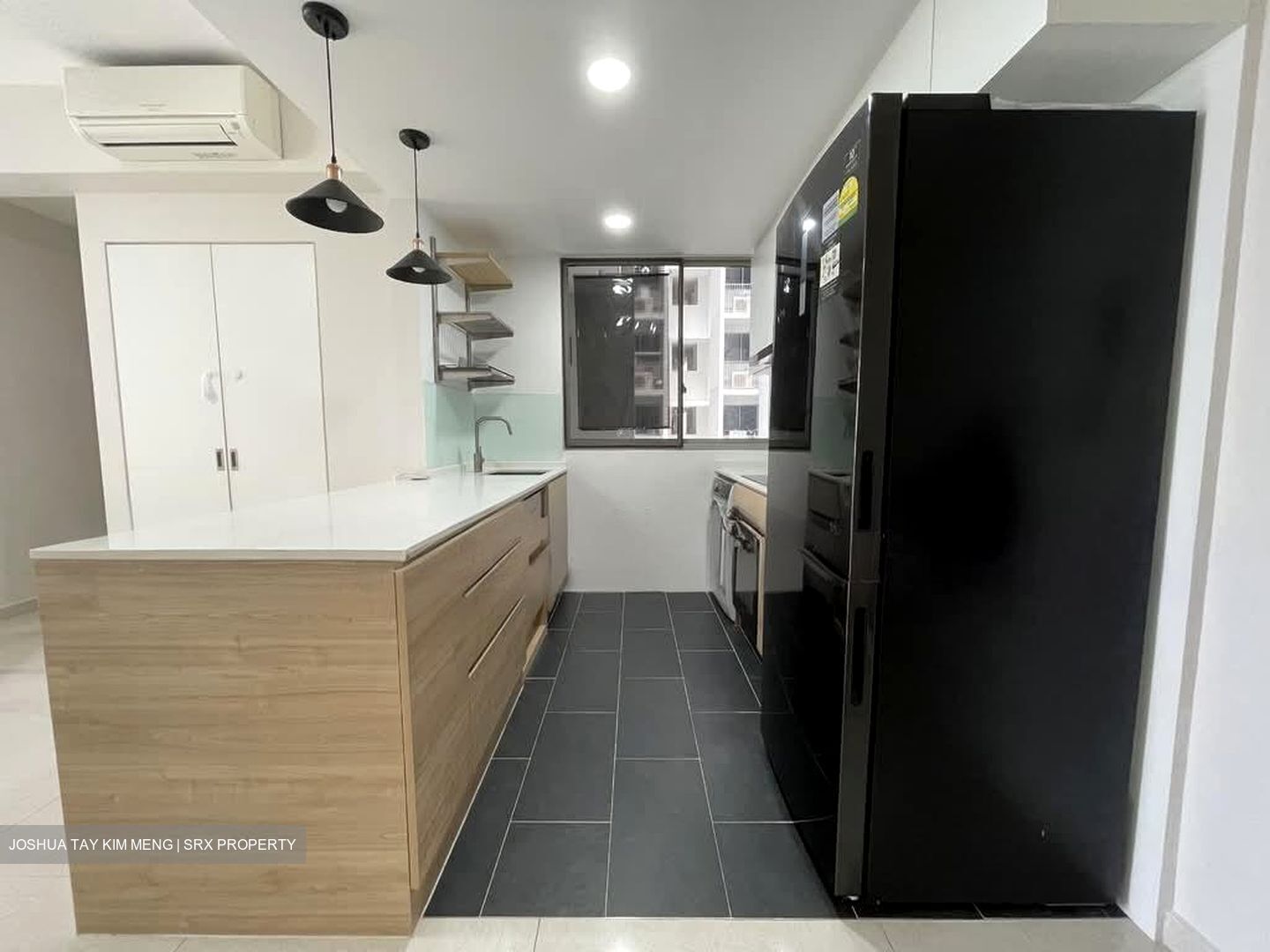 Sea Esta (D18), Condominium #566643411